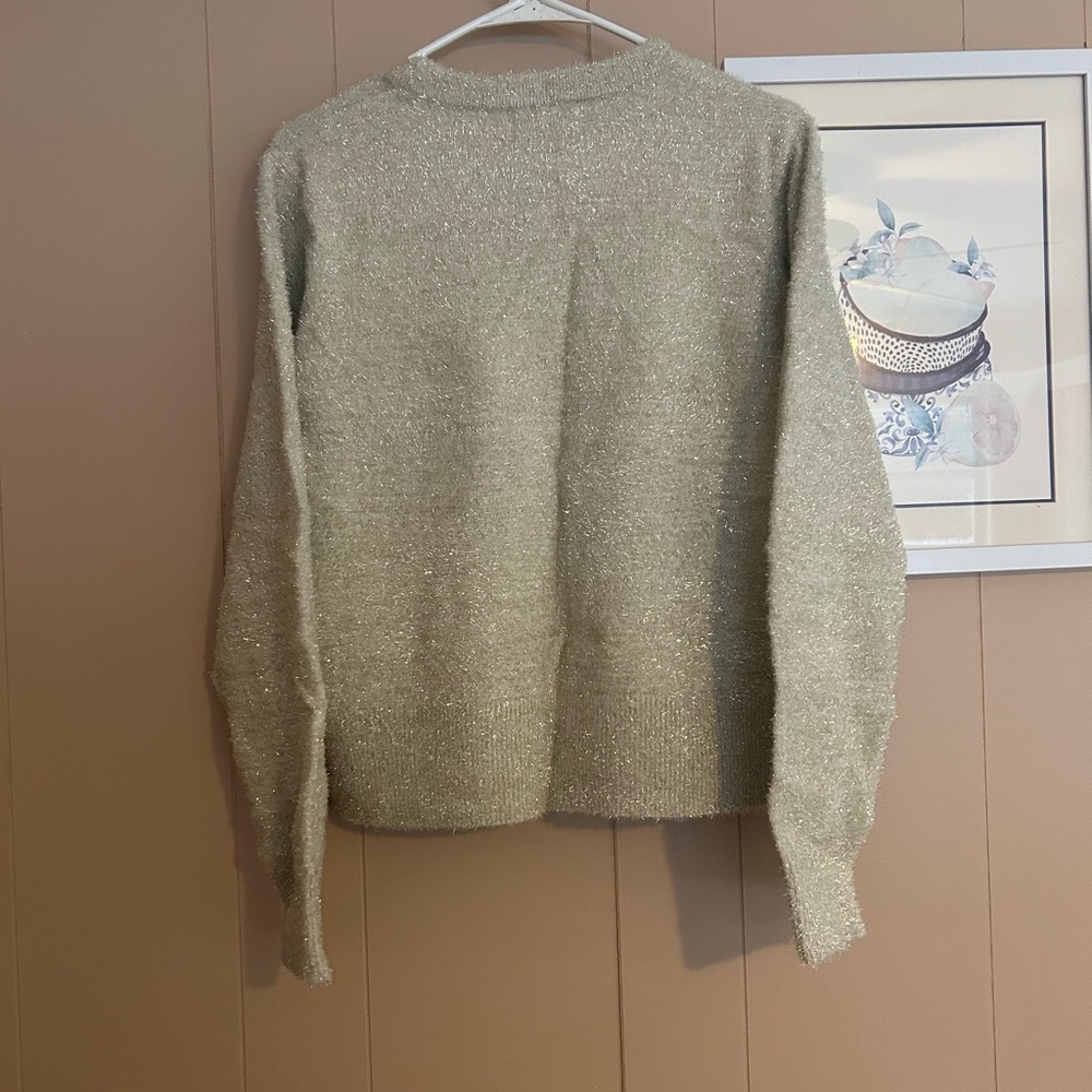 Sweater - Picture 2 of 4